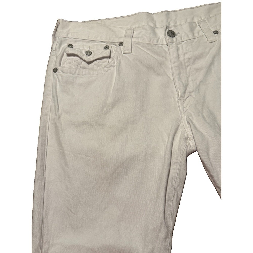 True Religion Ricky White Jeans 40 Relaxed Straight Flap Pocket 32 Inseam USA - Picture 3 of 13